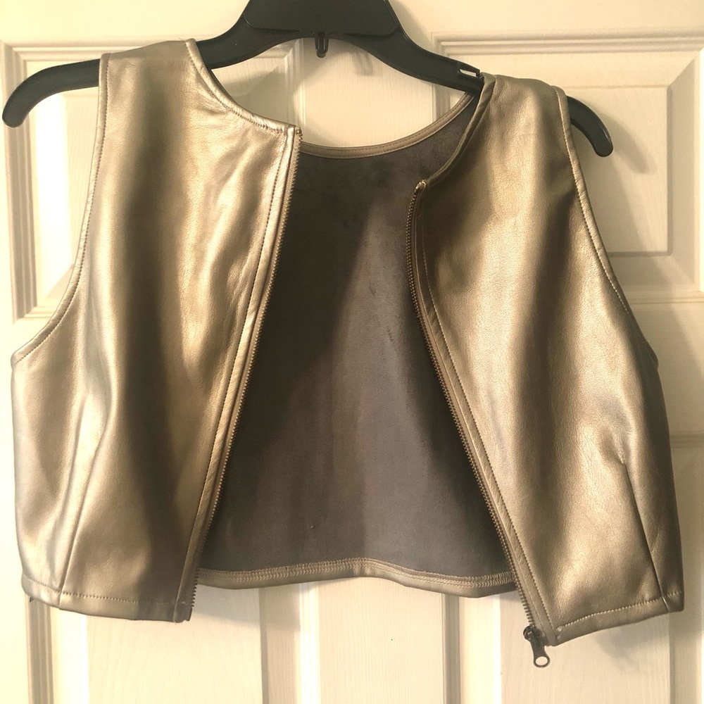 Kirious, Cropped Top. NWT - Picture 5 of 8
